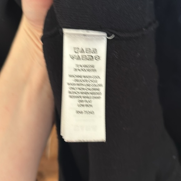 Tahari Black Front Tie Sweater Dress Size Medium - Picture 6 of 6